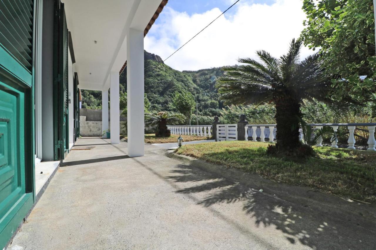 Casa Das Vinhas Mosteiros  Bagian luar foto